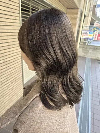 ミディアム カラー 似合わせカット🫶 得意です　曽根田のヘアスタイル