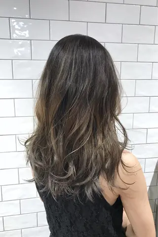 セミロング カラー 原山 直人のヘアスタイル