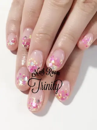 ネイル Trinity staffのネイルデザイン