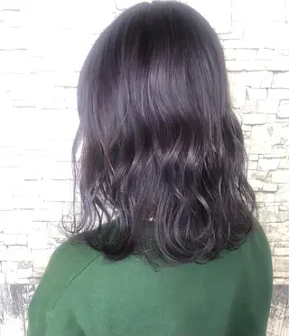 ミディアム L'wis所属・🪄🫧ハイトーン/ 乙津茜🐰L'wisのヘアスタイル