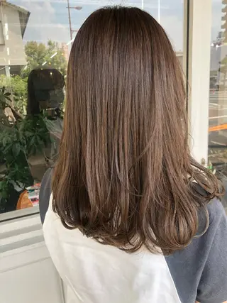 ミディアム Mariana雛/ 西大分/ハイライトのヘアスタイル