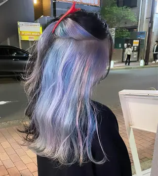 セミロング カラー NEWONE所属・ハイトーン特化🌟 LEONのヘアスタイル