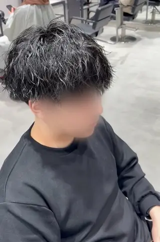 メンズ 👑駅近メンズサロン パーマ特化北千住👑のヘアスタイル