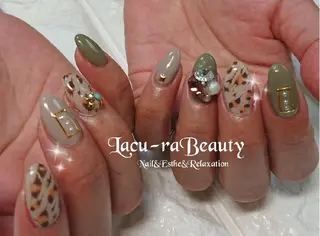 ネイル 小顔と腸の専門店 ラクーラビューティのエステ・リラクイメージ