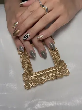 ネイル Anna Yayoi 💫のネイルデザイン