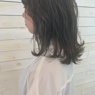 カラー 黒田瀬奈/ボブ まろやかベージュのヘアスタイル