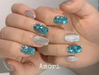 ネイル XIXI 🦁のネイルデザイン