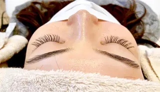 マツエク・マツパ 'amo eyelashsalon所属・'amo🫧‪ AYUMIのマツエク・マツパデザイン