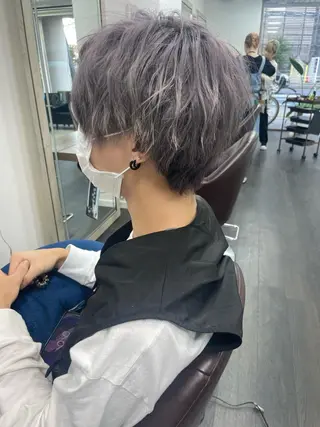 ショート カラー カラー職人/上川原 雄飛のヘアスタイル