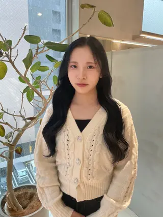 ロング カラー RIN⌇ レイヤー⌇ 艶カラー🌙のヘアスタイル