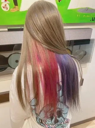 ロング カラー 斉藤 瞳のヘアスタイル