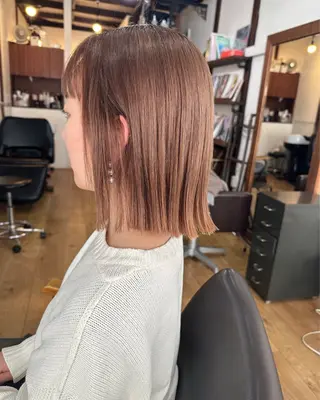 ミディアム カラー 【pejite】 Hinanoのヘアスタイル