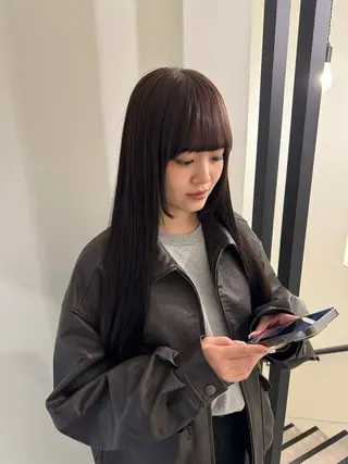 ロング カラー 内沼 恵留菜のヘアスタイル