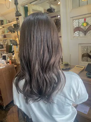 セミロング パーマ ヤスザトアヤノ /レイヤー/オリーブのヘアスタイル