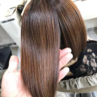 ショート パーマ 安井　昴 💫ブリーチ縮毛矯正のヘアスタイル