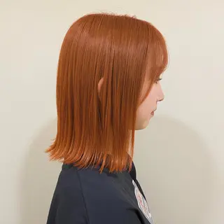 ミディアム カラー ANNA ／艶髪／ハイトーンのヘアスタイル