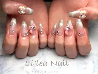 ネイル Li'leaNail AINAのネイルデザイン