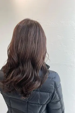 セミロング ZA/ZA  AOYAMA所属・フェミニンスタイル/ 艶カラー/amiのヘアスタイル