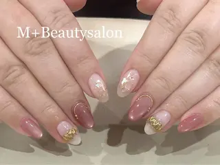ネイル M+  Beauty Salonのネイルデザイン