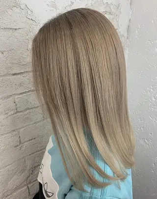 セミロング カラー 🎀モテ髪ミルクティ ー🎀yasunaのヘアスタイル