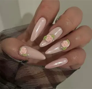 ネイル Amee Nailsalonのネイルデザイン