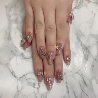 ネイル はな💎ネイル ワンホン、長さ出しのネイルデザイン