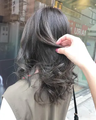 セミロング カラー uru"所属・uru" すずきさゆりのヘアスタイル