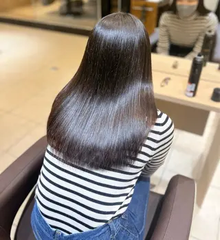 ロング 山田 梨乃のヘアスタイル