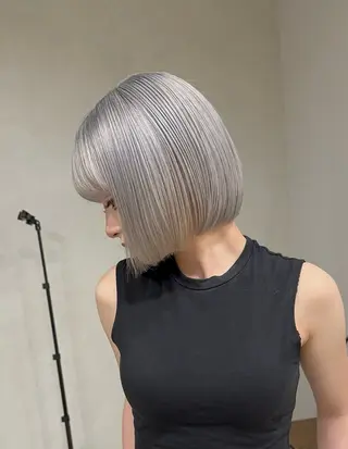 ミディアム 🌈トレンドレイヤー ハイトーン/宍戸秀斗のヘアスタイル