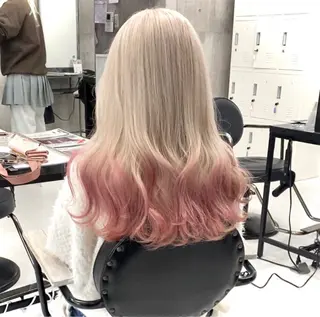 ロング ハイトーン×エクステ 💞くるみのヘアスタイル