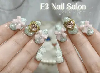 ネイル E3 Nail Salon所属・山口 奈々のネイルデザイン