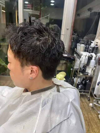 ショート 山本 京介のヘアスタイル