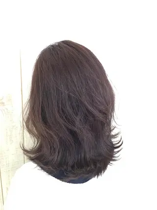 セミロング カラー パーマ 駒田 拳児のヘアスタイル