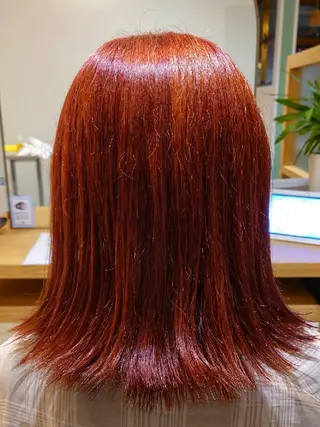 セミロング カラー あいだ 透明感カラー🐼のヘアスタイル