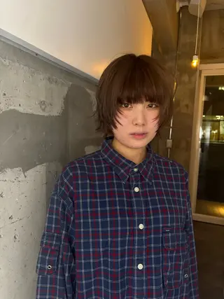 ショート mirai/ブリーチ ダブルカラーのヘアスタイル