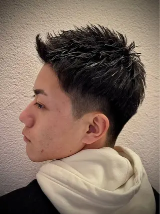 パーマ チャン フエのヘアスタイル