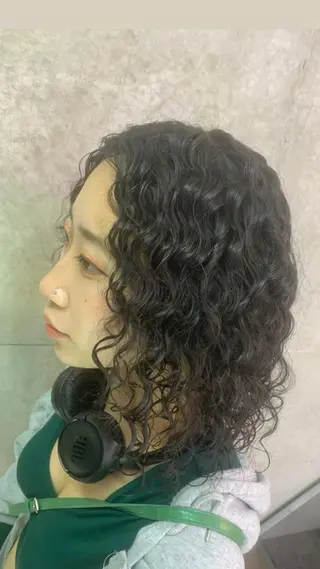 ミディアム パーマ HARURU🪮✨ ブレイズ海外ヘアのヘアスタイル
