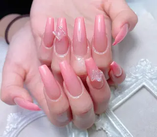 ネイル 🩷U nail リリス【新宿店】のネイルデザイン