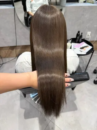 セミロング RAFTOKYO浜松所属・柴田樹/大人可愛い 艶髪カラー/髪質改善のヘアスタイル