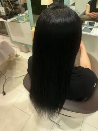 カラー 🦄 岡田 詠 🦄のヘアスタイル