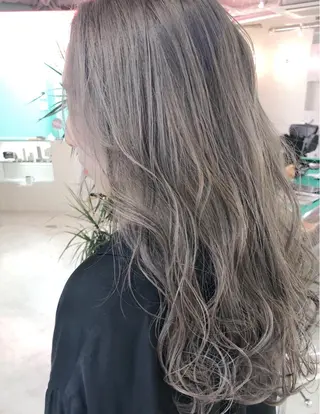 ロング カラー ヘアアレンジ GRAND OMOTESANDOのヘアスタイル