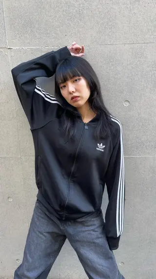 ロング カラー イージーパーマ募集 平口はのんのヘアスタイル