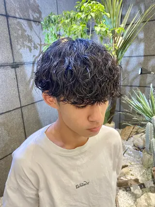 パーマ メンズ 酸スト/フェザー パーマ/三谷海斗のヘアスタイル