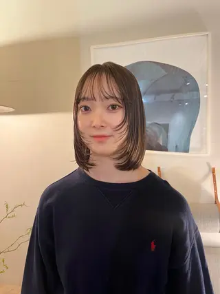 カラー nolla所属・yoshihama sumireのヘアスタイル