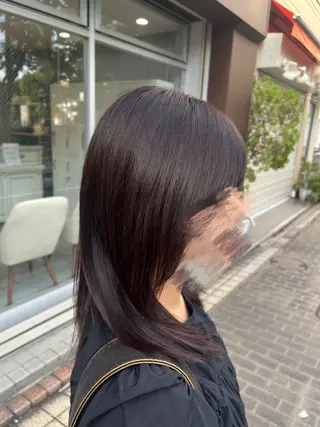 セミロング カラー 伊藤 愛理のヘアスタイル