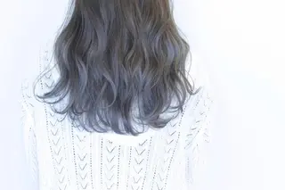 ロング カラー ill副店長 立和田純也のヘアスタイル