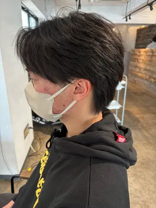 ショート パーマ メンズ become men's hair 名駅店所属・名駅/フェザーパーマ 韓国ヘア/森岡のヘアスタイル