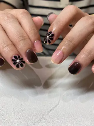 ネイル isobe yuiのネイルデザイン