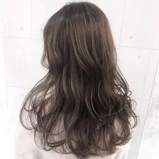 カラー FERIAあべの KARINのヘアスタイル
