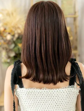 セミロング カラー 艶髪カラー🤍ྀི 強矢　美紗希🩷ྀིのヘアスタイル